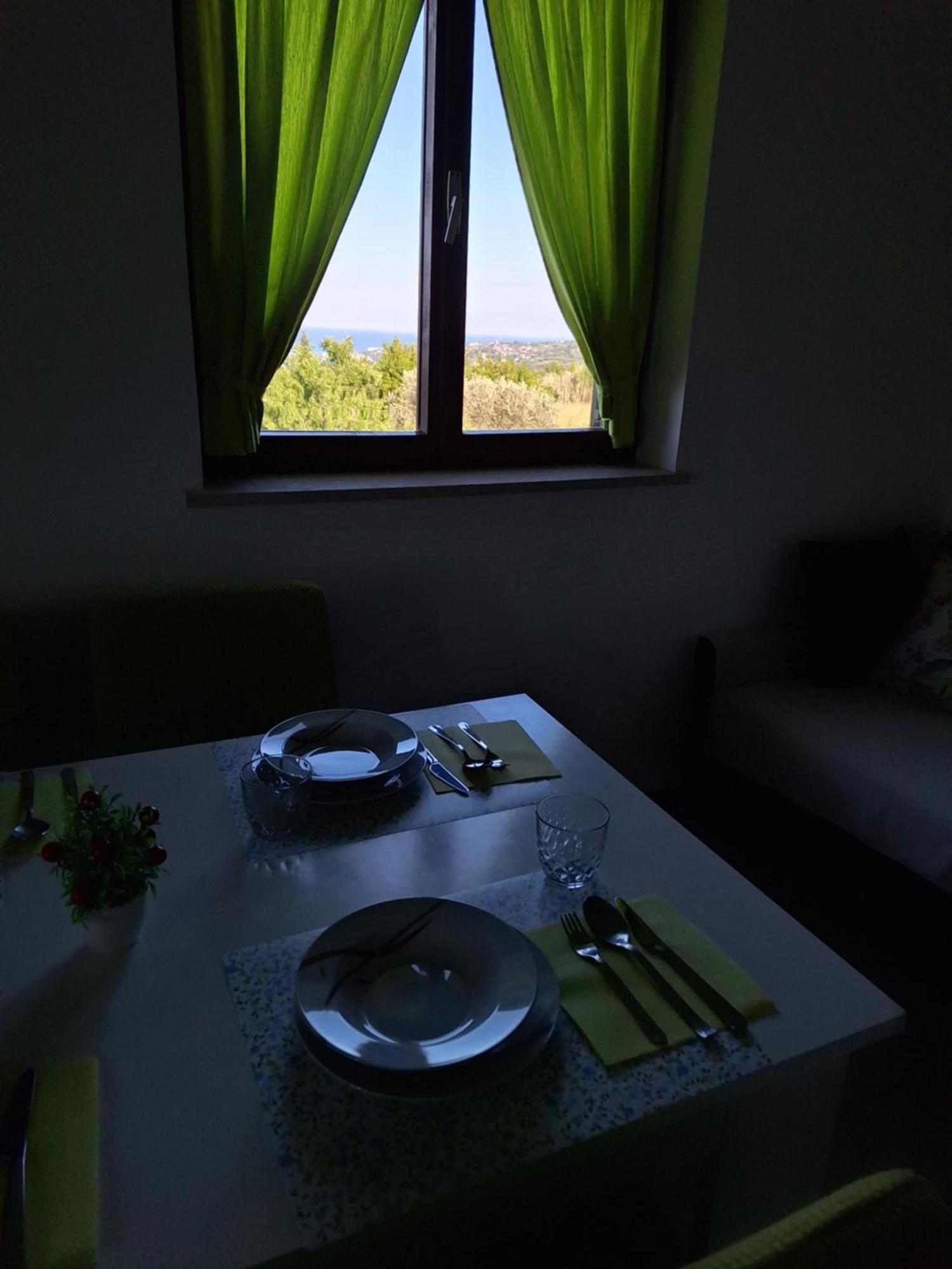 Apartment Perfect Sea View Люция Екстериор снимка