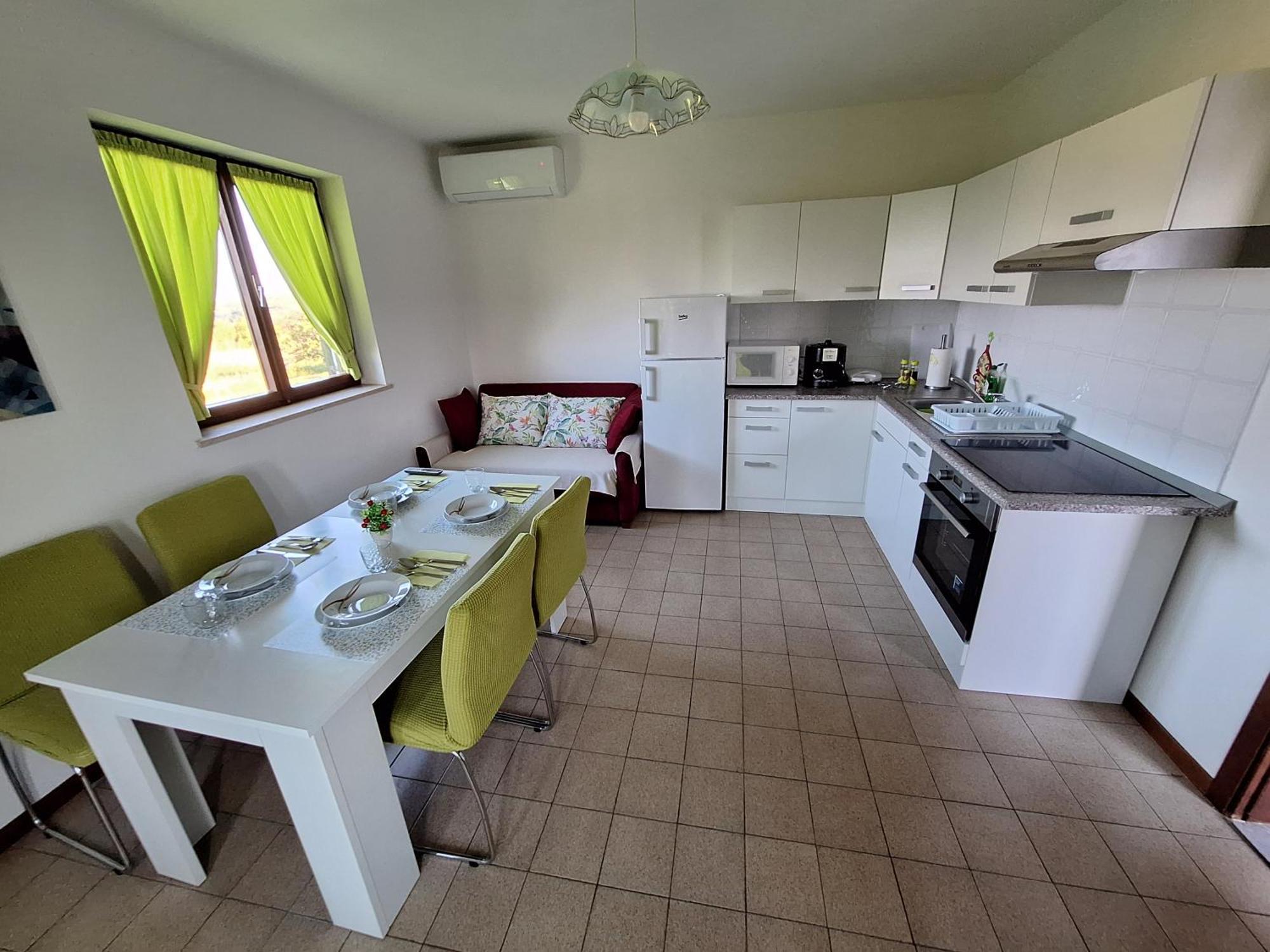 Apartment Perfect Sea View Люция Екстериор снимка